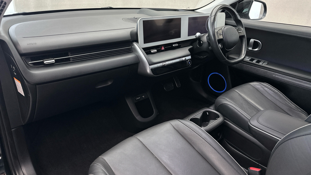 Hyundai Ioniq 5 Hatchback Green #13