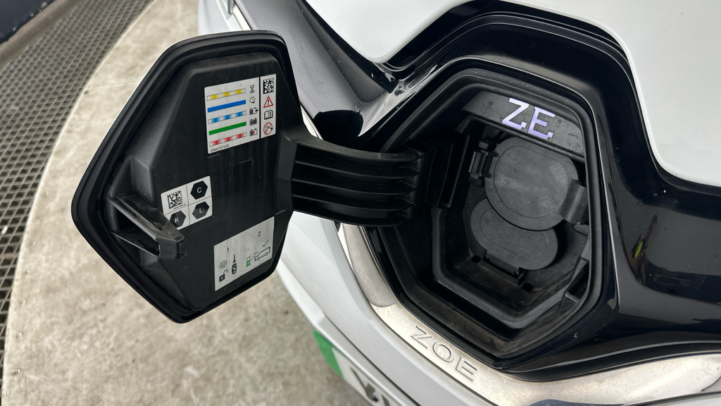 Renault Zoe I Iconic 135 Grey #32