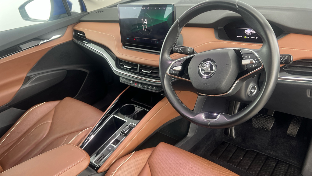 Skoda ENYAQ 80 Black #9