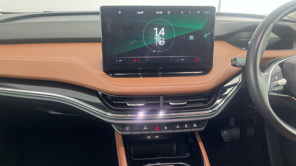Skoda ENYAQ 80 Black #21