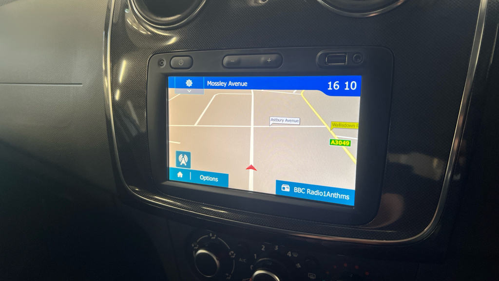 Dacia Sandero 1.0 Sce Essential Euro 6 White #38