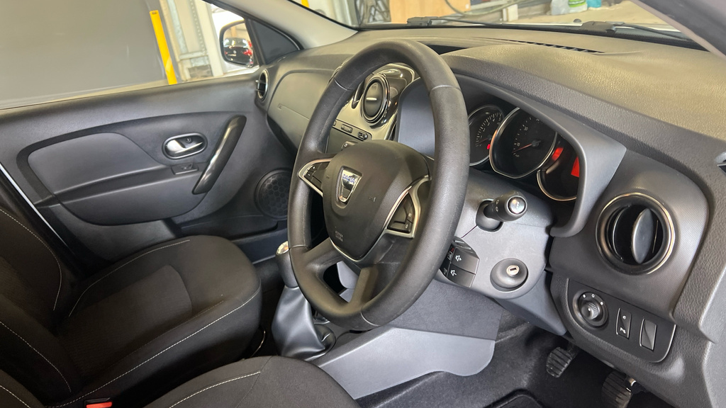 Dacia Sandero 1.0 Sce Essential Euro 6 White #9