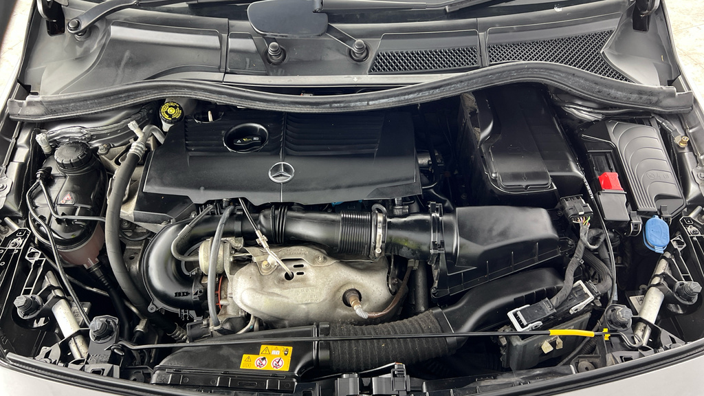 Mercedes-Benz B Class B 200 Amg Line Premium D Black #25