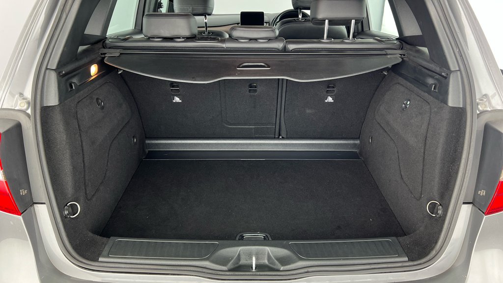 Mercedes-Benz B Class B 200 Amg Line Premium D Black #24