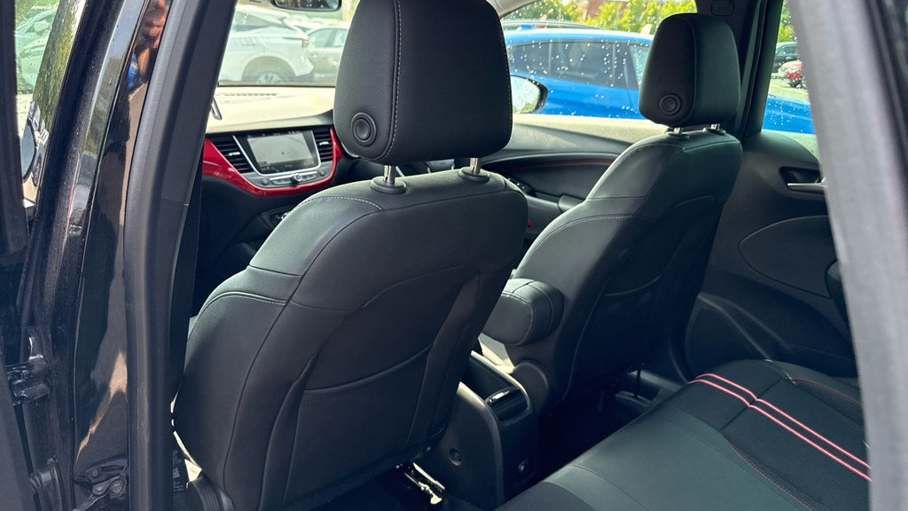 Vauxhall Crossland Ultimate Red #20