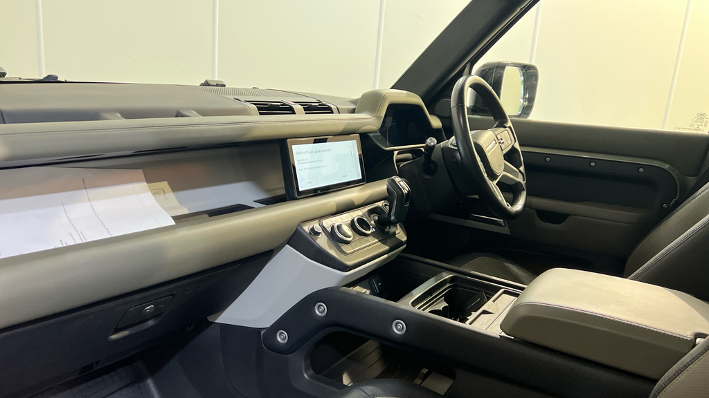 Land Rover Defender 3.0 D200 Hard Top Grey #11