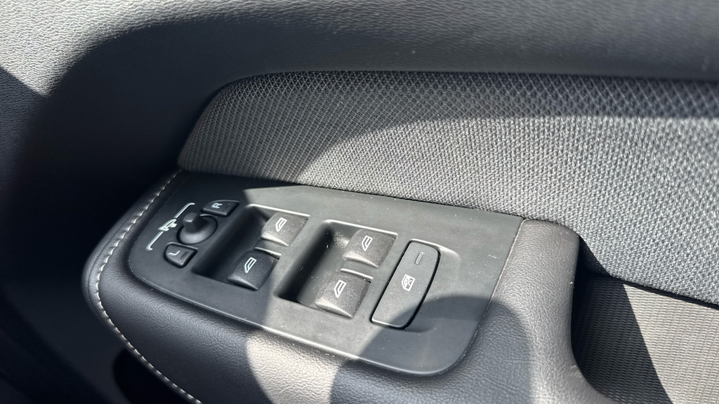 Volvo XC60 Inscription Pro Grey #30
