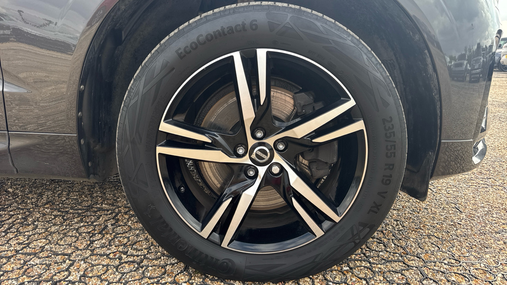 Volvo XC60 Inscription Pro Grey #17