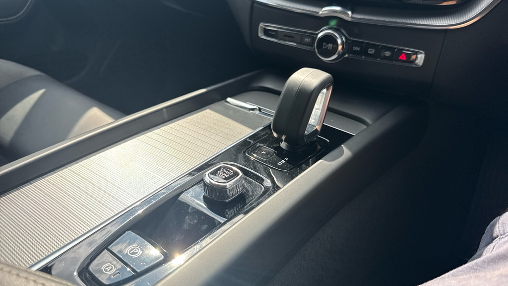 Volvo XC60 Inscription Pro Grey #31