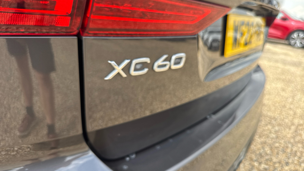 Volvo XC60 Inscription Pro Grey #44
