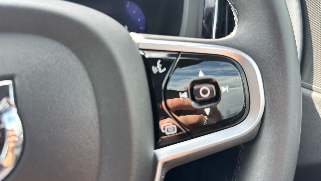 Volvo XC60 Inscription Pro Grey #28
