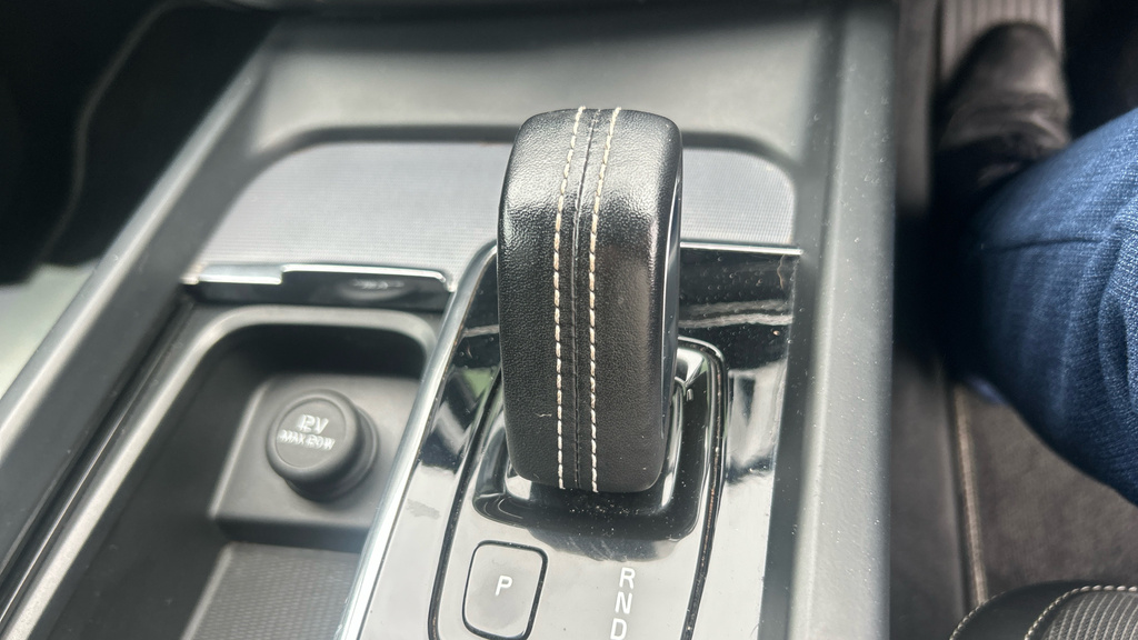 Volvo XC60 T8 Twin Engine Awd Inscription Pro Silver #31