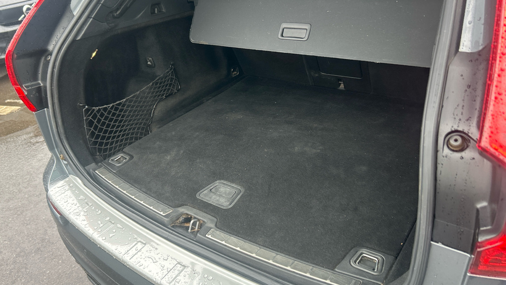 Volvo XC60 T8 Twin Engine Awd Inscription Pro Silver #15