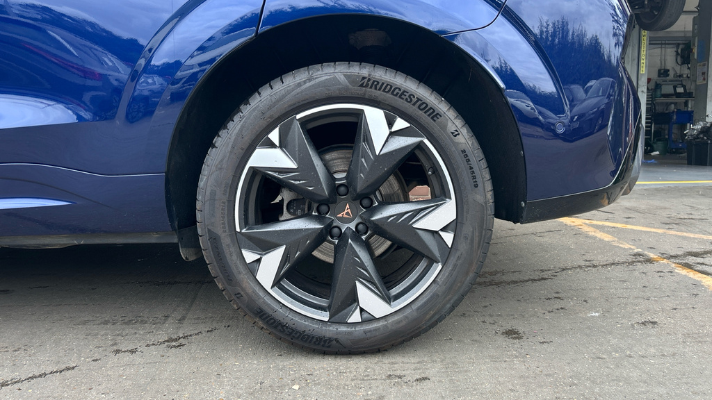Cupra Terramar 1.5 Ehybrid 25.8Kwh V2 Suv Plug-in Hybr Grey #27