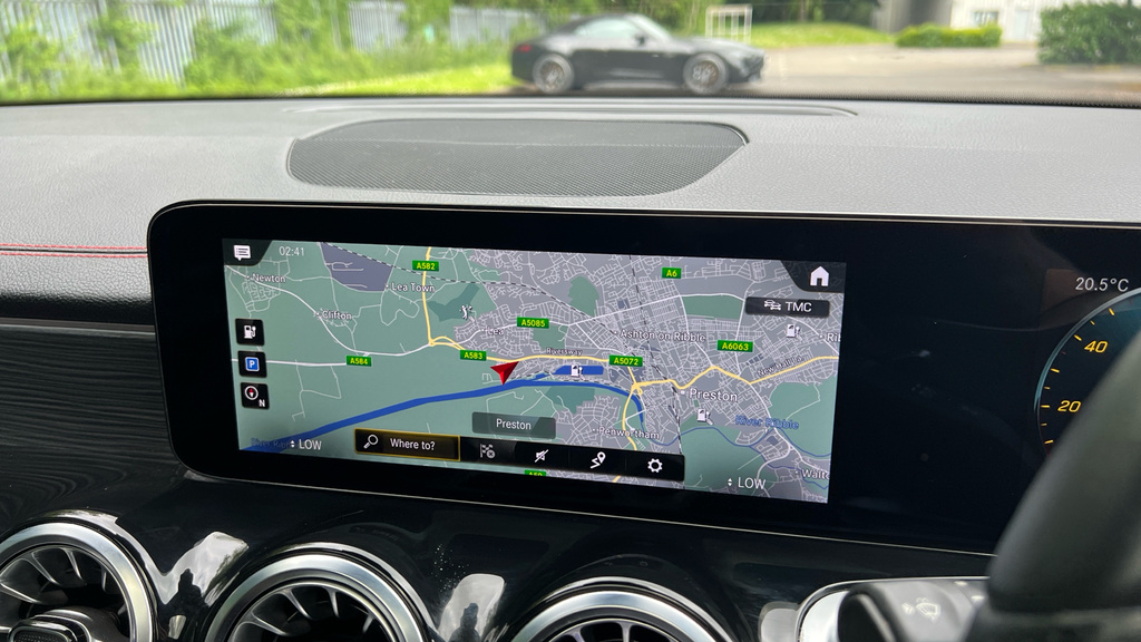 Mercedes-Benz EQB Suv Black #14