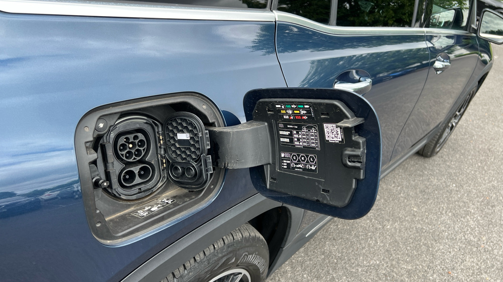 Mercedes-Benz EQB Suv Black #35