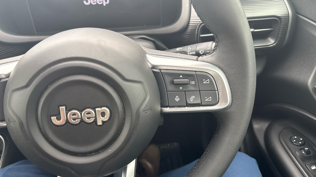 Jeep Avenger 1.2 E-hybrid Mhev Overland Dct E-awd Euro 6 Ss Black #33