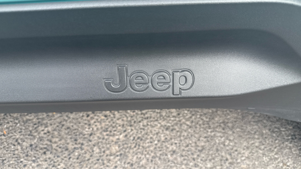 Jeep Avenger 1.2 E-hybrid Mhev Overland Dct E-awd Euro 6 Ss Black #23