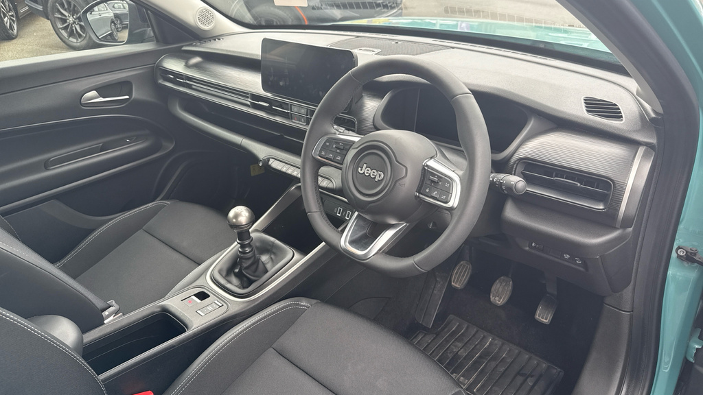 Jeep Avenger 1.2 E-hybrid Mhev Overland Dct E-awd Euro 6 Ss Black #9