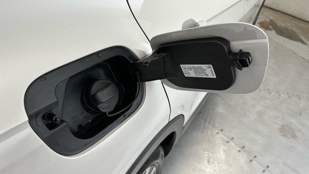 Volkswagen T-Cross Active White #26