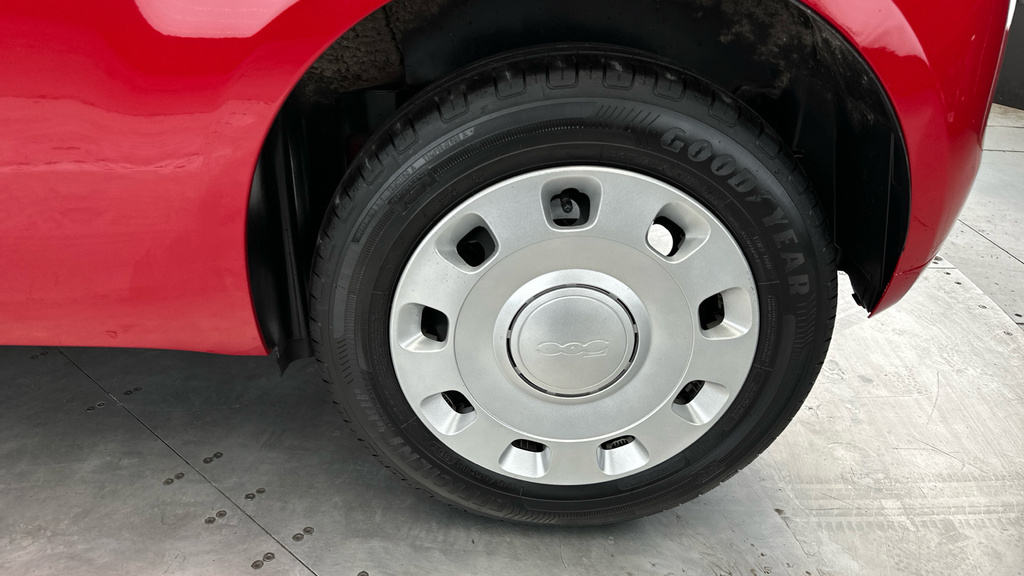 Fiat 500 Dolcevita Red #21
