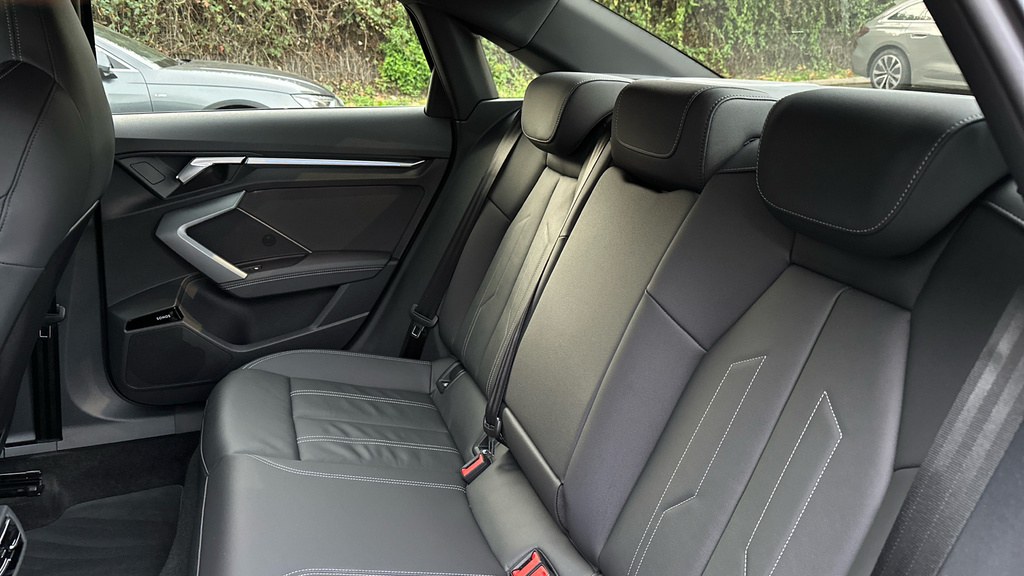 Audi A3 Black Edition 35 Tdi 150 Ps S Tronic Blue #14