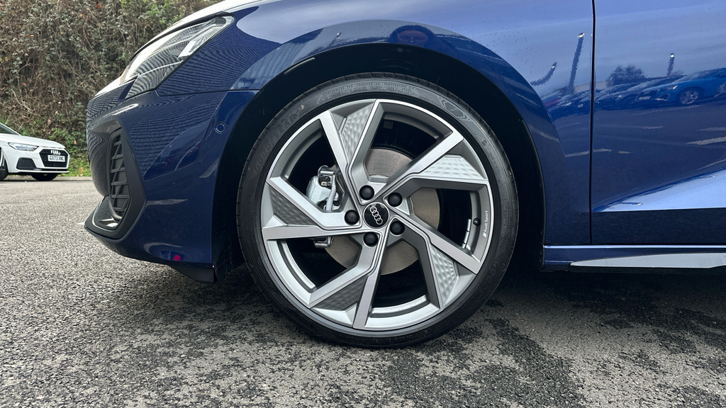Audi A3 Black Edition 35 Tdi 150 Ps S Tronic Blue #18