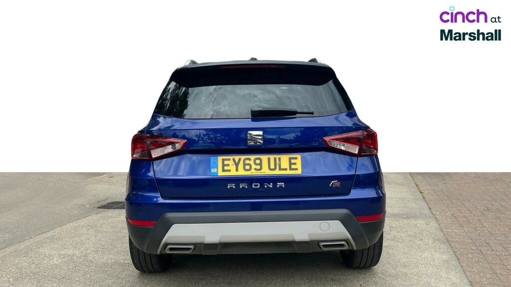 Seat Arona 1.5 Tsi Evo Fr Ez Red #4