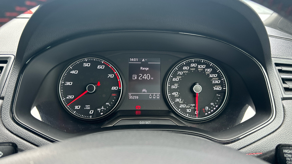 Seat Arona 1.5 Tsi Evo Fr Ez Red #20