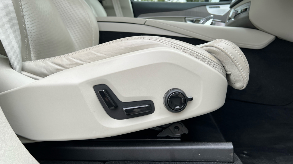Volvo XC90 Xc90 B5 Mhev Awd Grey #36