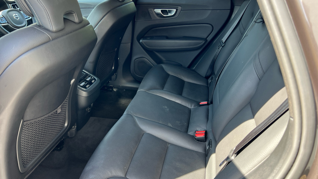Volvo XC60 Xc60 B4 Mhev Awd Silver #19
