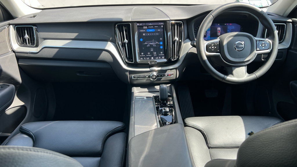 Volvo XC60 Xc60 B4 Mhev Awd Silver #11