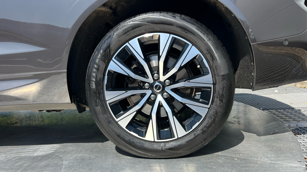 Volvo XC60 Xc60 B4 Mhev Awd Silver #24