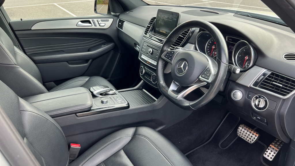 Mercedes-Benz GLE Class Silver #9