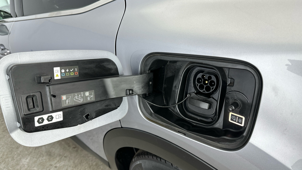 Citroen e-C4 100Kw C-series Edition 50Kwh Grey #31