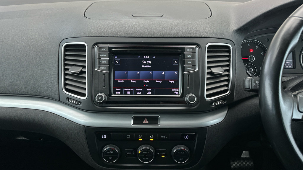 Volkswagen Sharan 2L Se Navigation Tdi Dsg Silver #20
