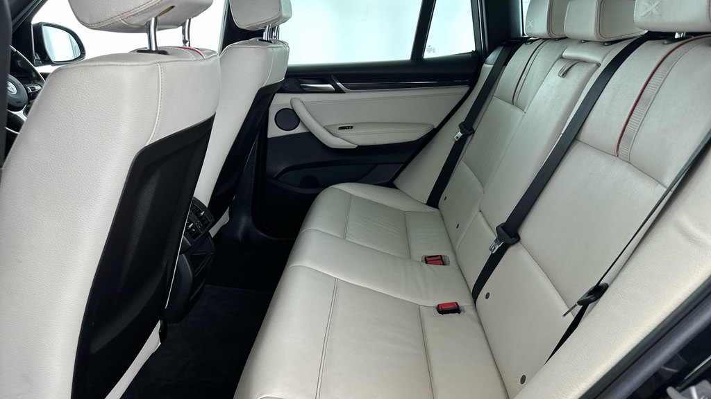 BMW X3 M M Sport White #26