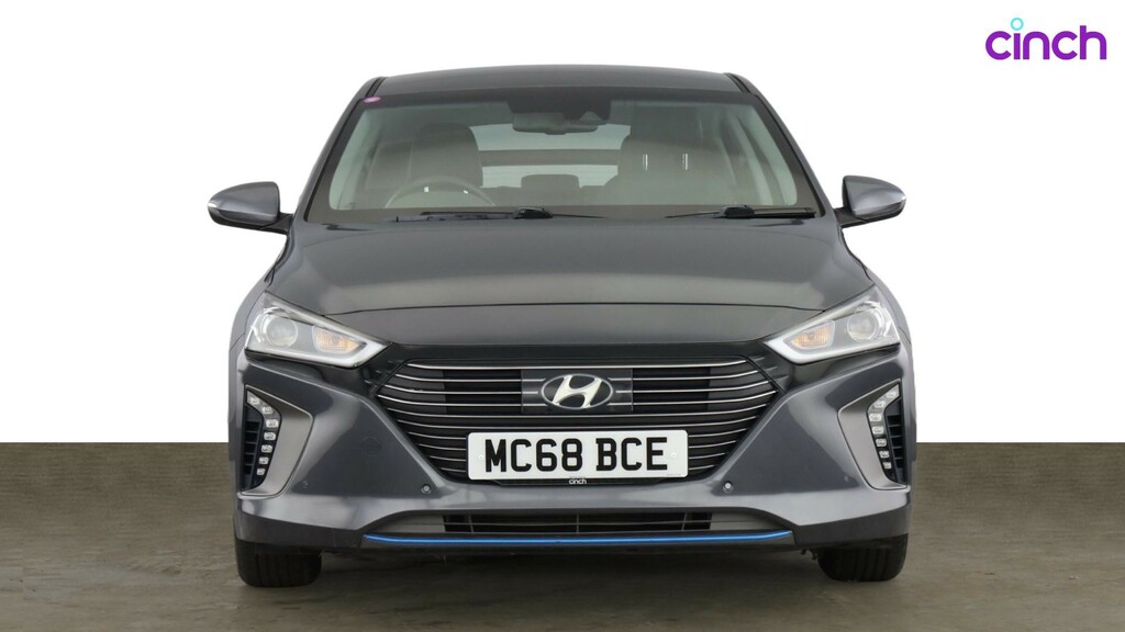 Hyundai Ioniq Hatchback White #8