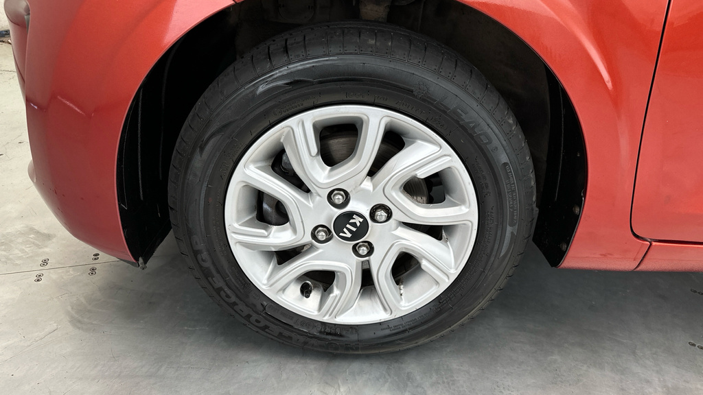 Kia Picanto Picanto X-line Silver #18