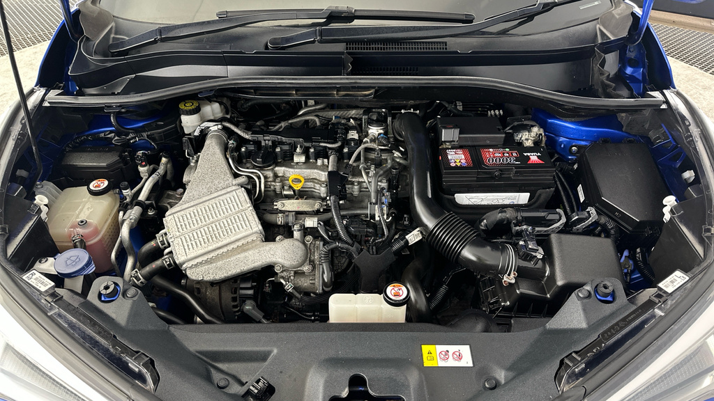 Toyota C-Hr Excel Silver #22