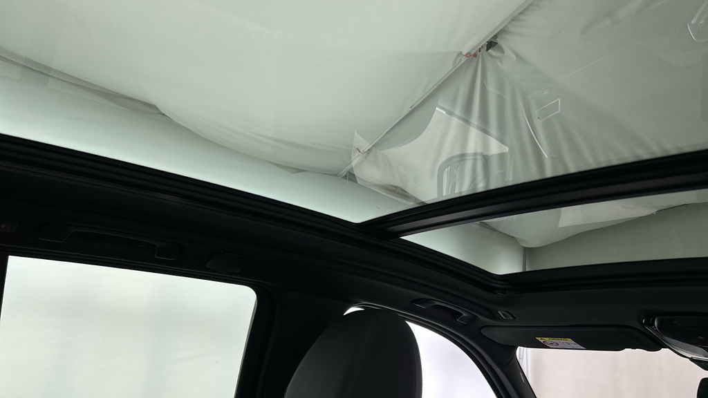 BMW iX3 80Kwh M Sport Pro White #3