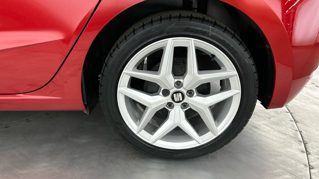 Seat Ibiza 1.0 Mpi Fr White #22