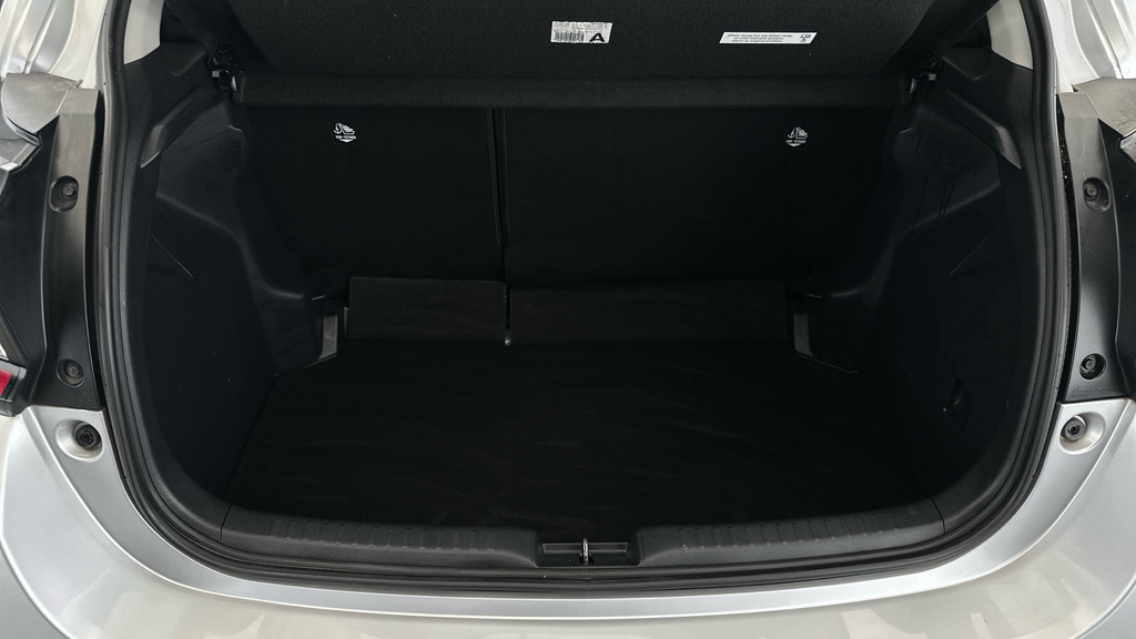 Toyota Yaris Hatchback Black #19