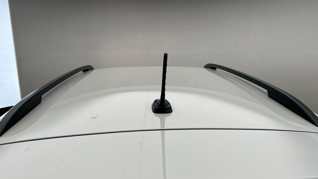 Volkswagen T-Cross Active White #4