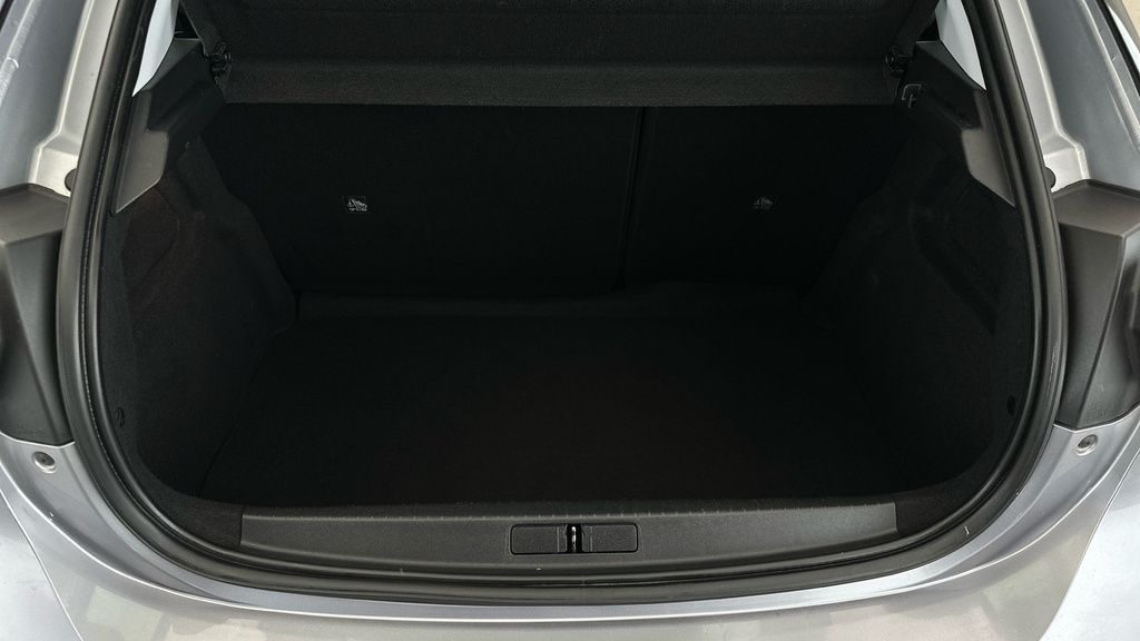 Vauxhall Corsa Hatchback 1.2 Se Premium 202070 White #20