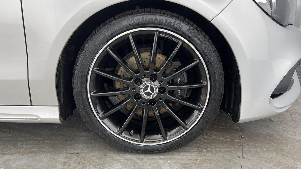 Mercedes-Benz CLA Class Cla 200D Amg Line White #32