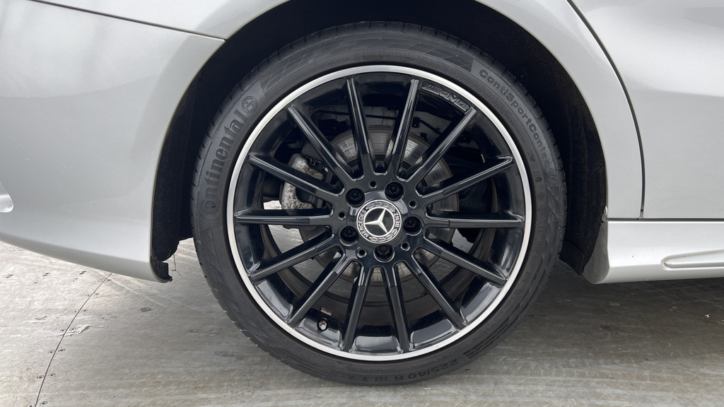 Mercedes-Benz CLA Class Cla 200D Amg Line White #31