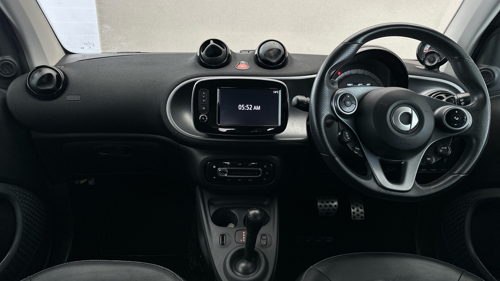 Smart Fortwo Coupe 1.0 Passion 71 Bhp White #13
