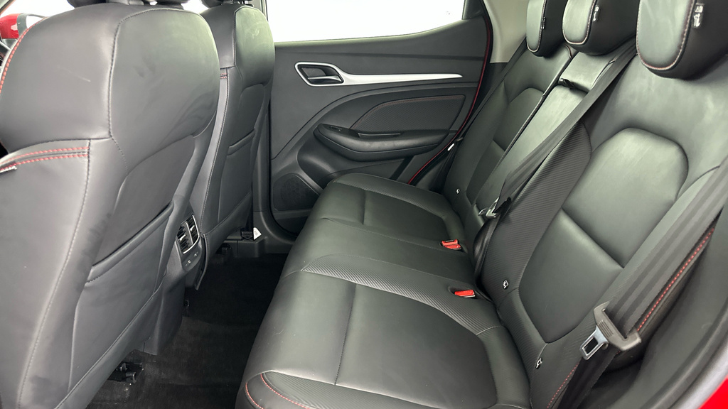 MG ZS 1.0T Gdi Exclusive Dct Black #26