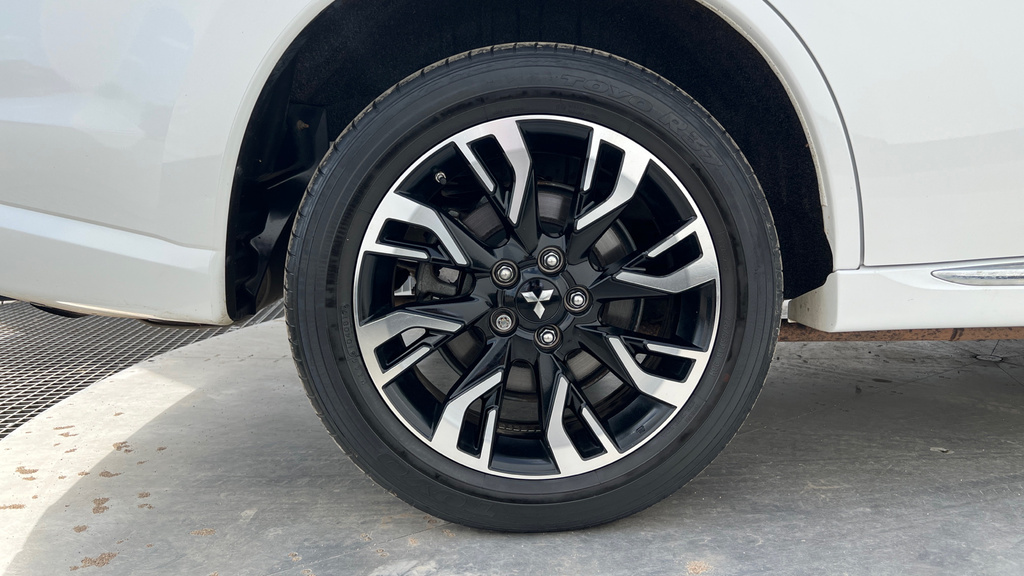 Mitsubishi Outlander Outlander 4H Phev Cvt Brown #19